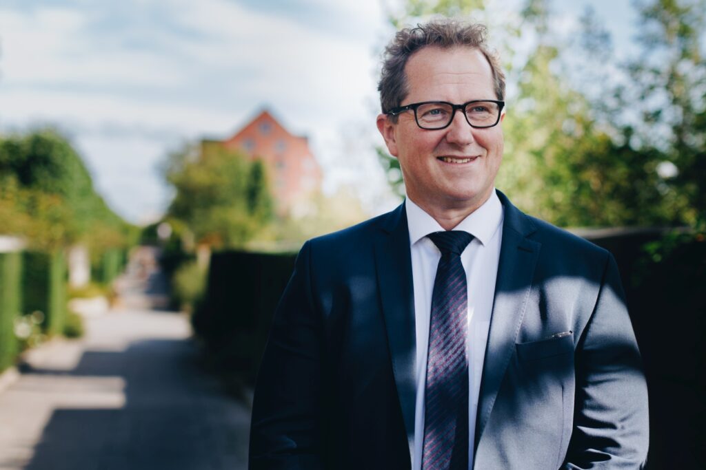 Ny CEPOS-analyse: Store forskelle i fravær på gymnasier – også når baggrund og geografi regnes med