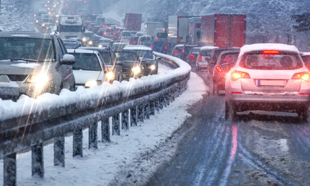 Politiet om sne i weekenden: Forbered dig, hvis du skal ud at køre
