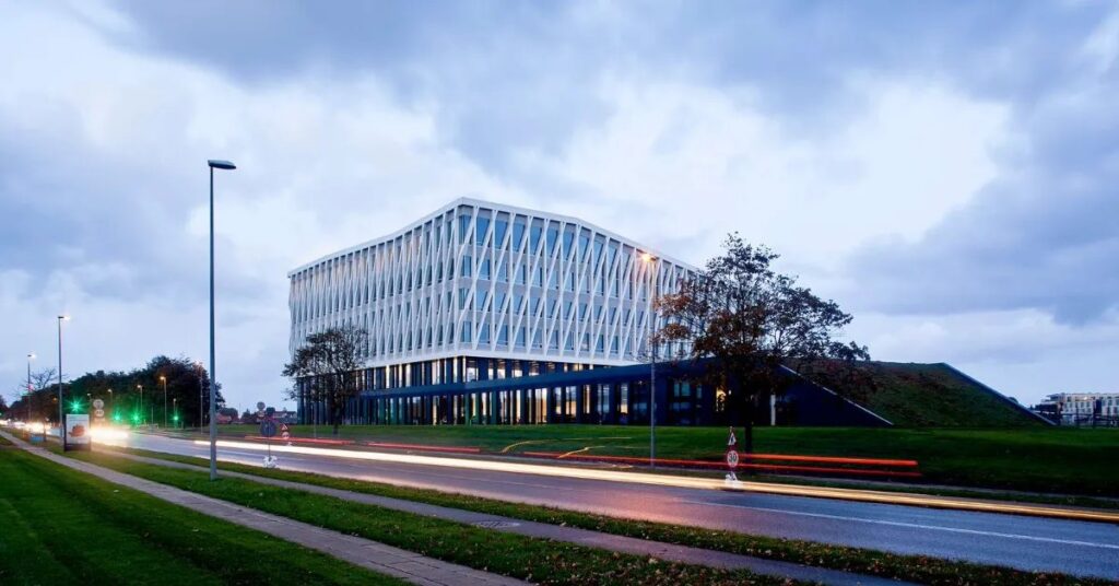 Rådhus og Borgerservice lukker ned mellem jul og nytår – men du kan stadig hente pas