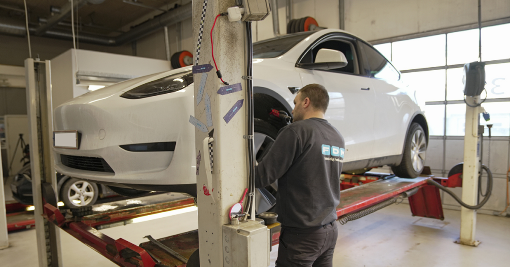 FDM: Næsten hver anden Tesla Model Y fra 2021 dumper til første syn