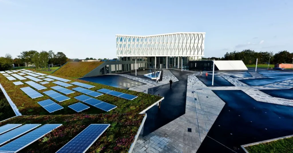 Grøn Trepart rykker ind i Viborg: Ny udstilling på Rådhuspladsen i op til seks uger