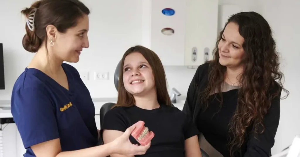 Offentligt-privat samarbejde er vejen frem: Sådan løser vi udfordringerne i børne- og ungdomstandplejen